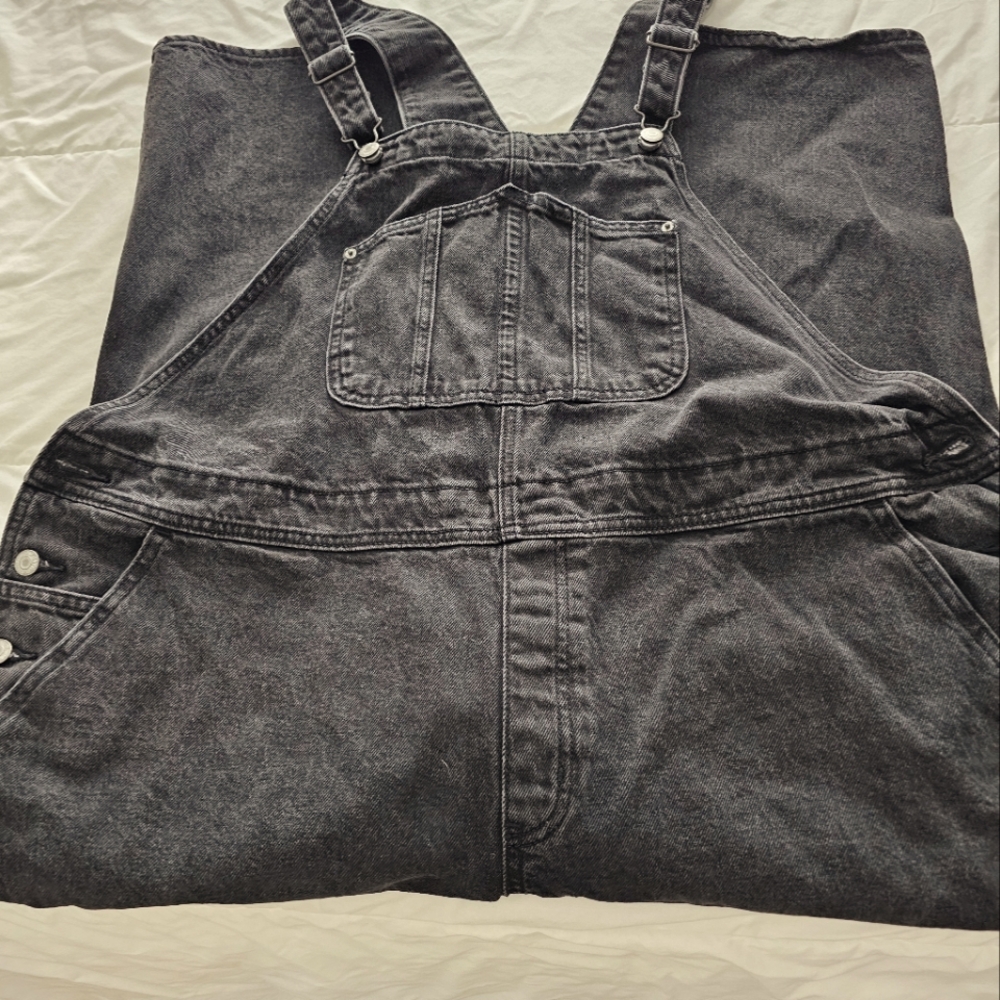 SOLD Old Navy New Black Denim Overalls Size 3X